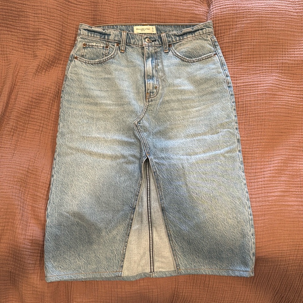Abercrombie Denim Skirt 29